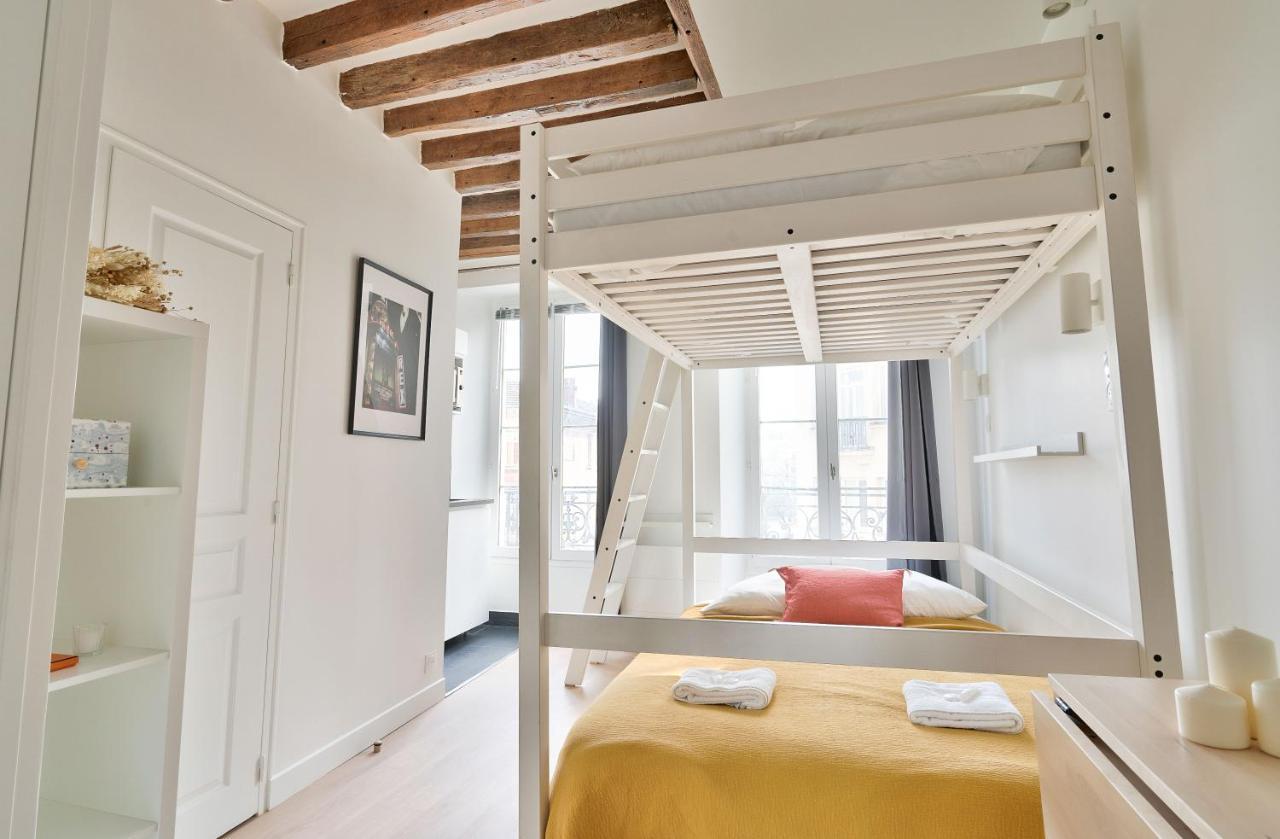 Stylish Mezzanine Studio In The Heart Of Paris 3F Exterior photo