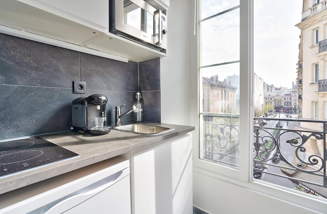 Stylish Mezzanine Studio In The Heart Of Paris 3F Exterior photo